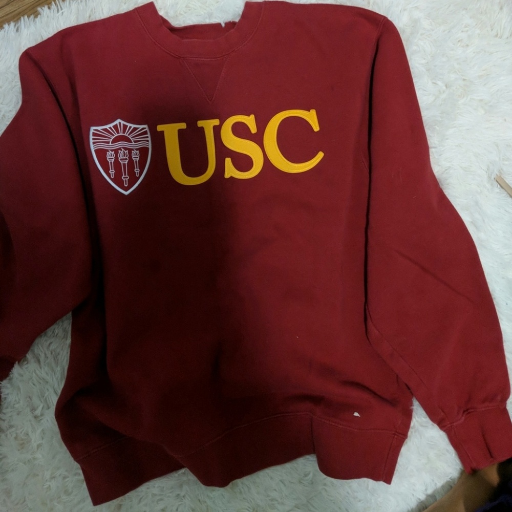 USC sweatshirt